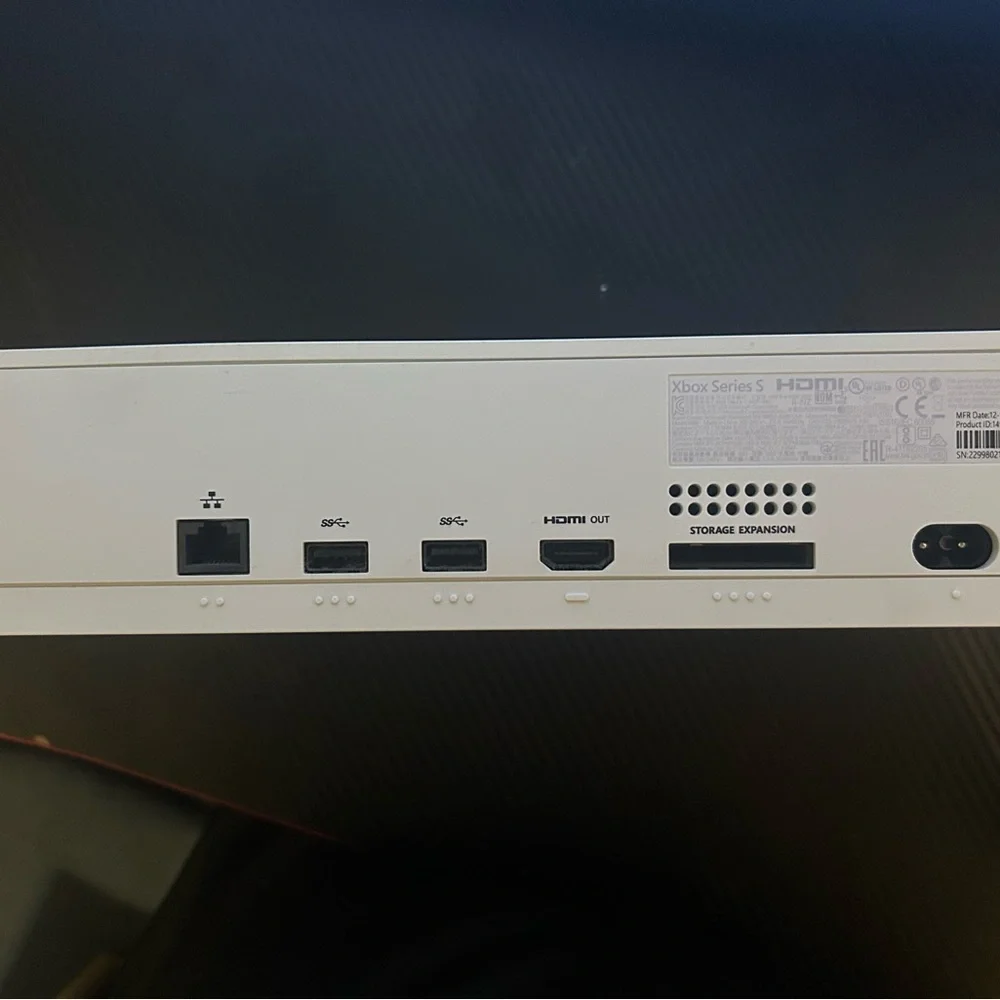 White Series S Console with Minimalist Design